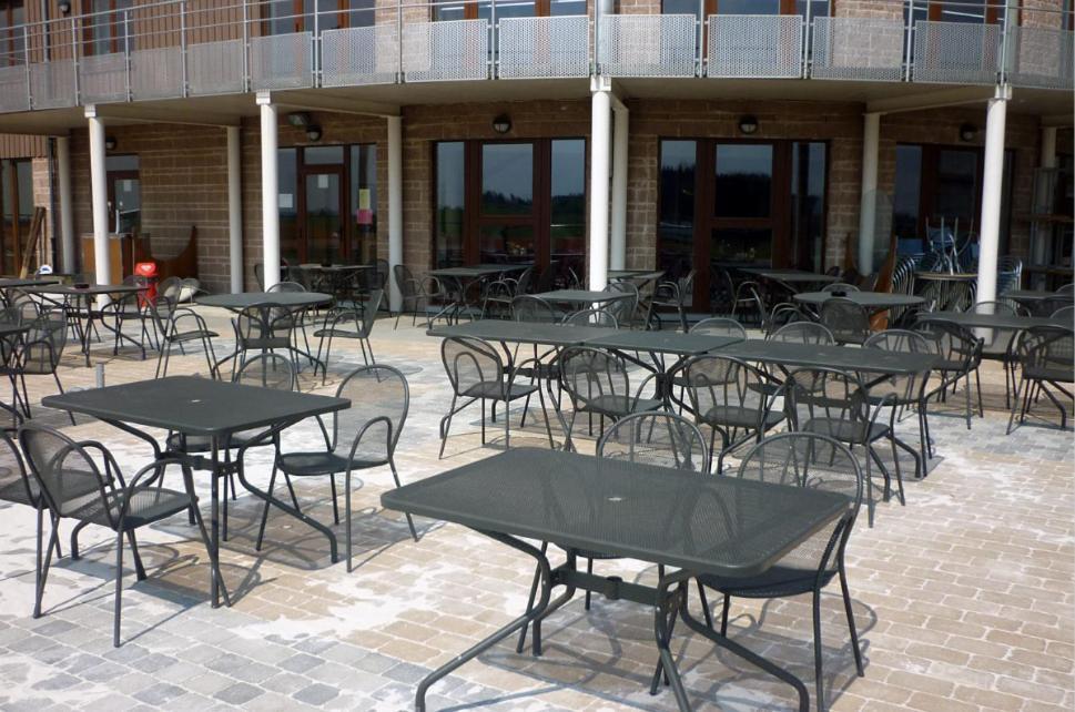 Hotel Les 100 Ciels Saint-Hubert Exterior photo